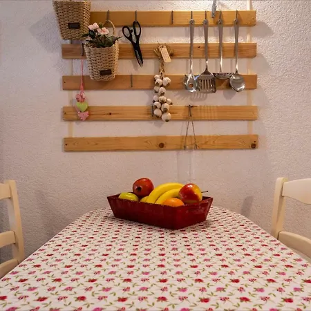 Valdi Apartment *