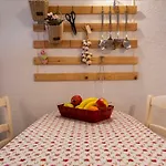 Valdi Apartment *